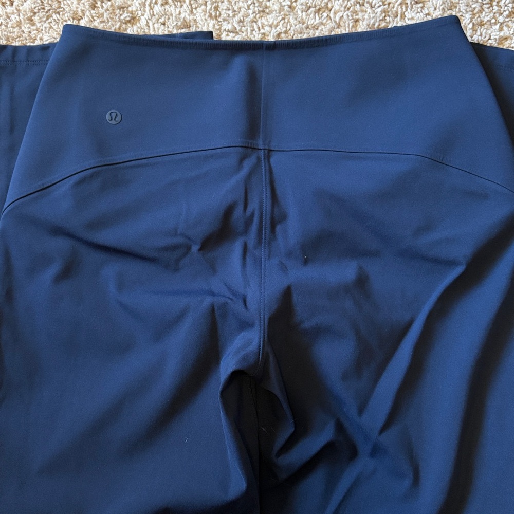 lululemon athletica Smooth Pull On Pants Cropped 
Navy - Picture 5 of 8